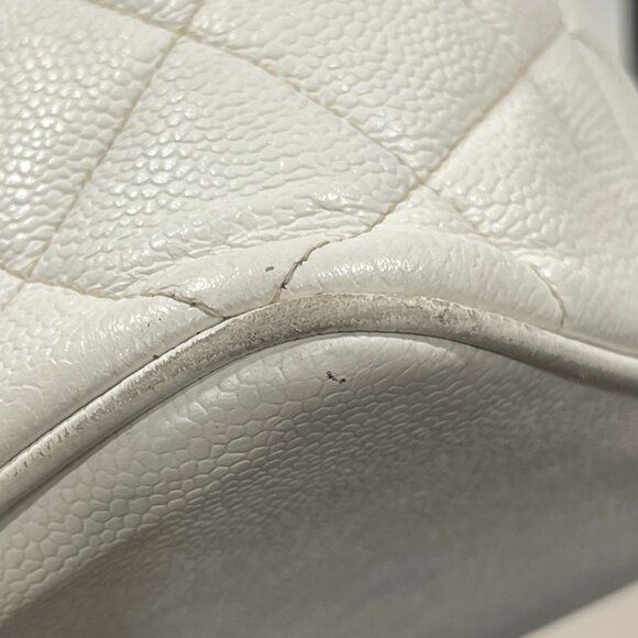 Chanel White Medallion Tote Gold Hardware (JB1027) - Picture 9 of 14